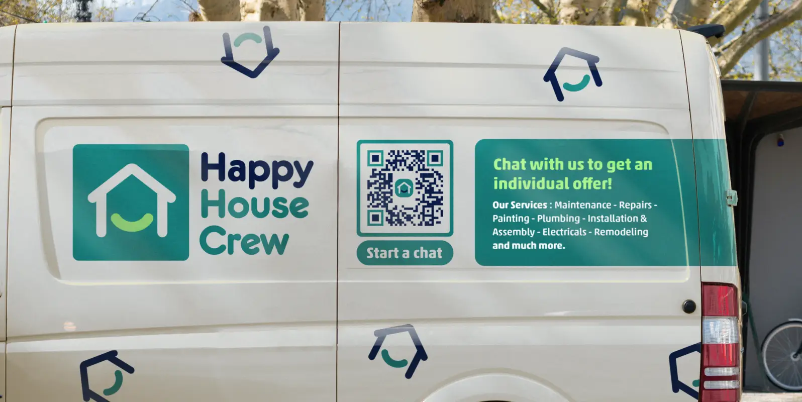 Happy House Crew company van with a QR Code on it to start a chat and information about its services.